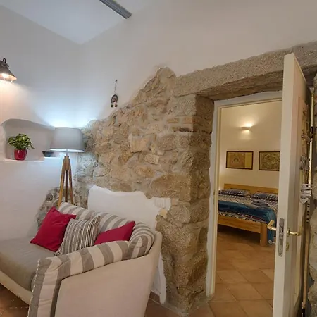 La Casetta Al Centro Di Appartement Olbia