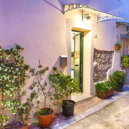 La Casetta Al Centro Di Διαμέρισμα *