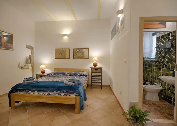 La Casetta Al Centro Di *