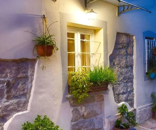 La Casetta Al Centro Di *